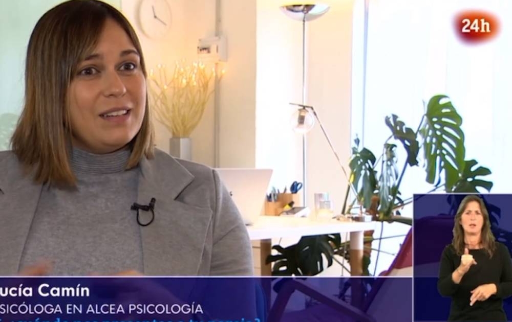 psicologos-en-medios-comunicación-presion-por-encontrar-pareja